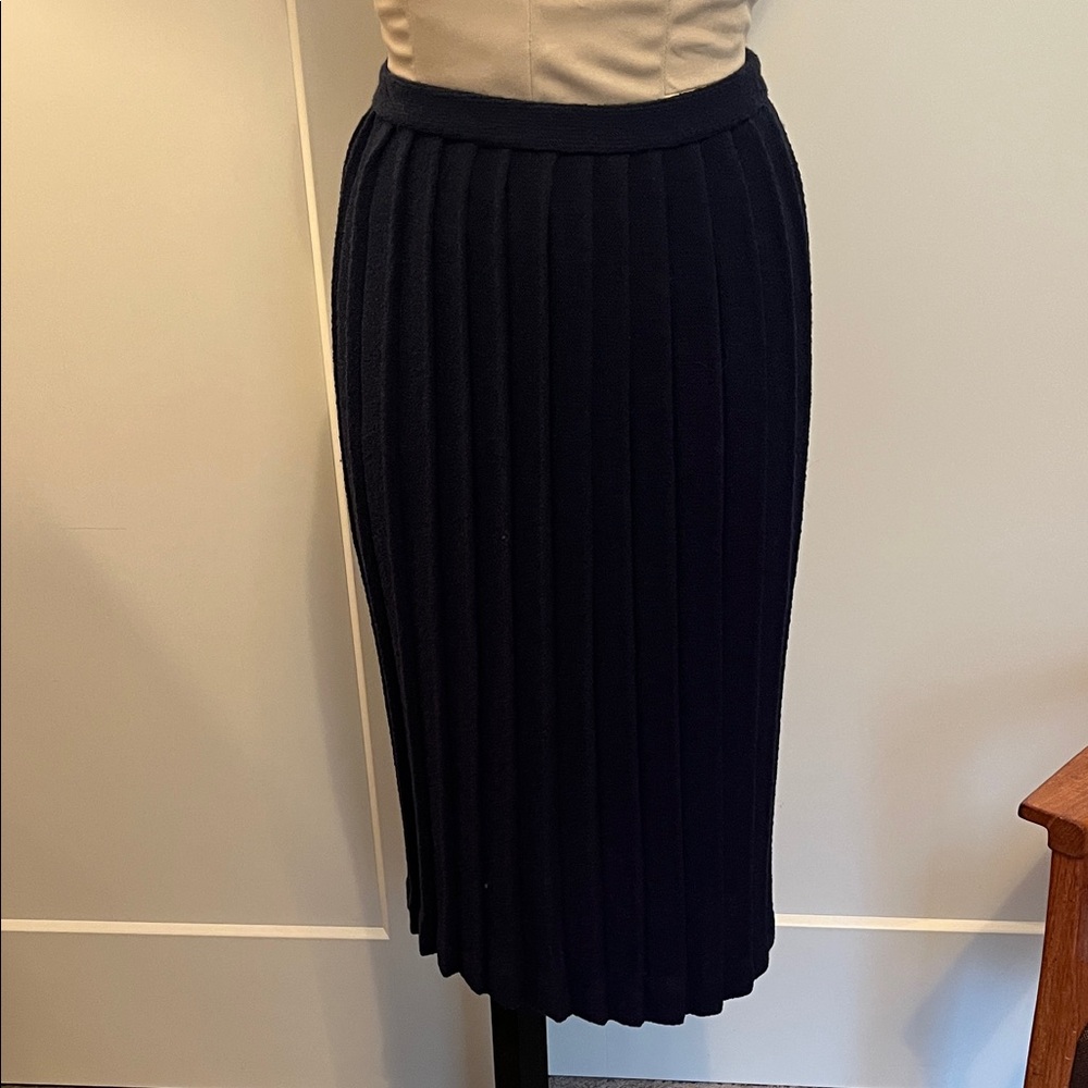 Vintage Dark Navy Knife Pleated Midi Skirt - Women's Knit Skirt
